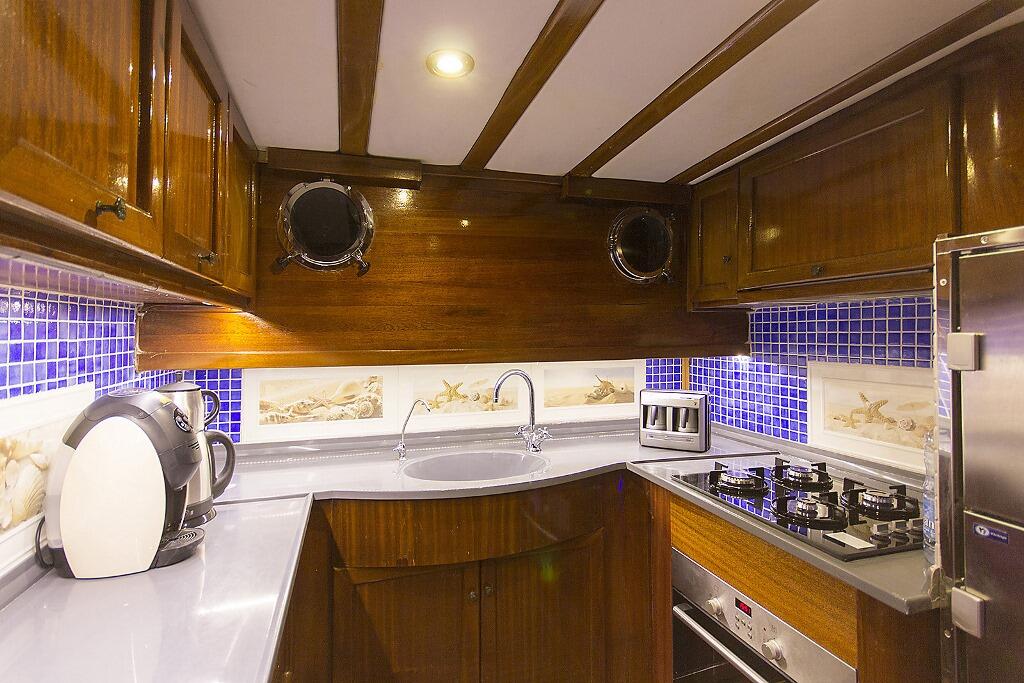 Gulet & Motorsailer 