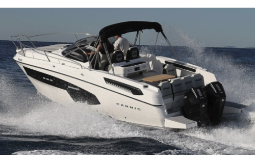 Motor boat 
