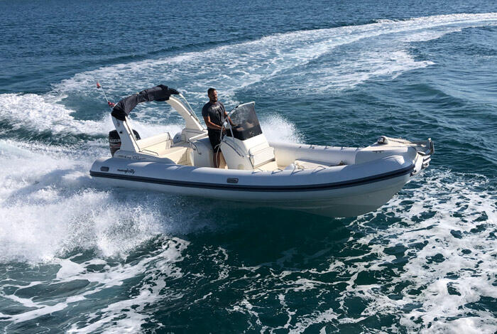 Schlauchboot 
