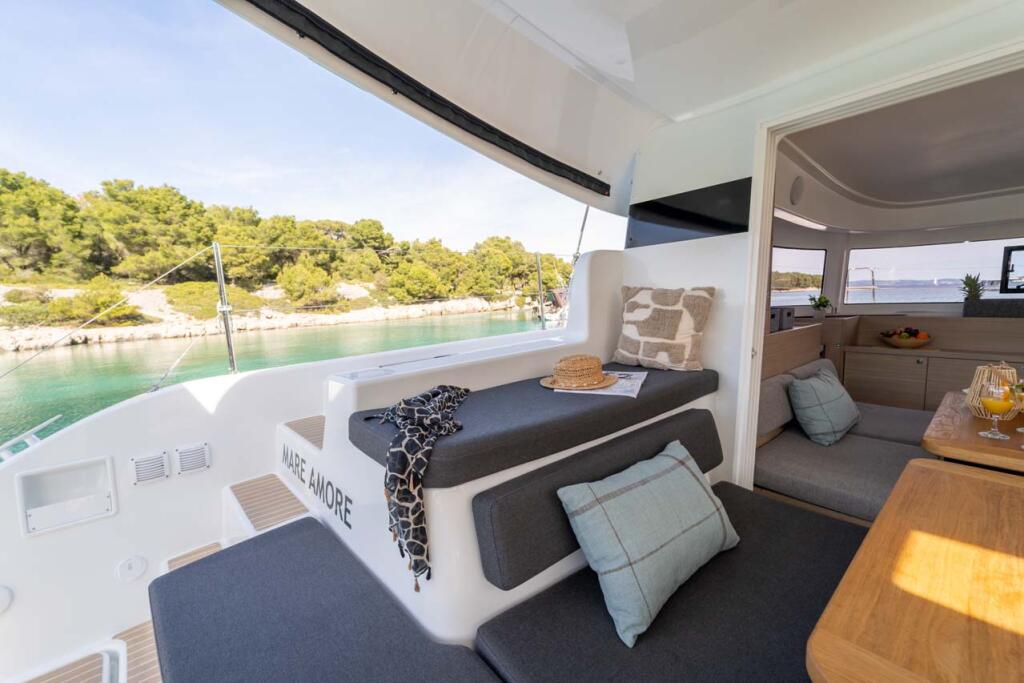 Catamaran 