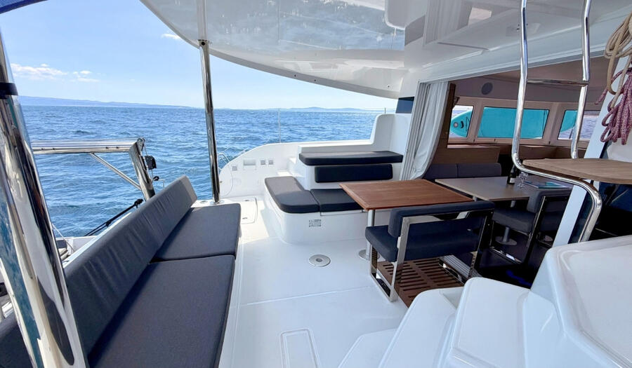 Catamaran 