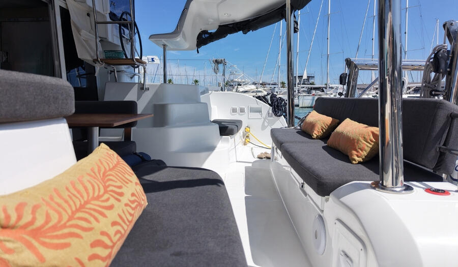 Catamaran 