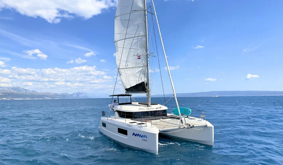Catamaran 