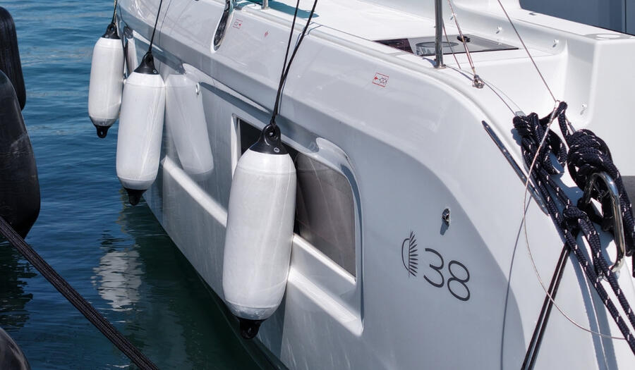 Catamaran 
