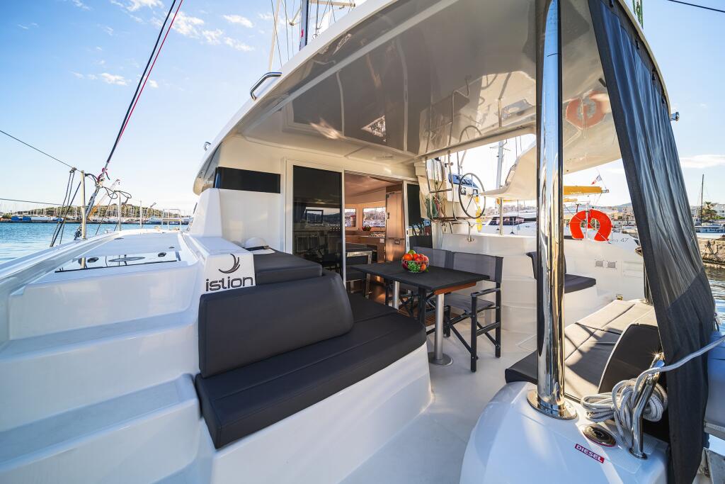 Catamaran 