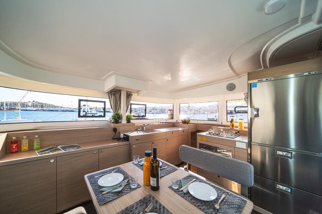 Catamaran 