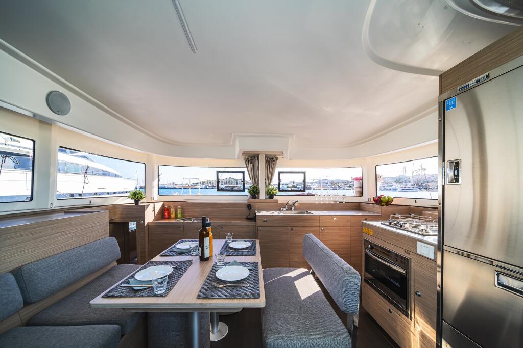 Catamaran 