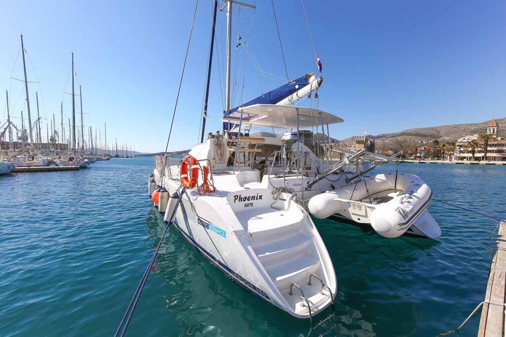 Catamaran 
