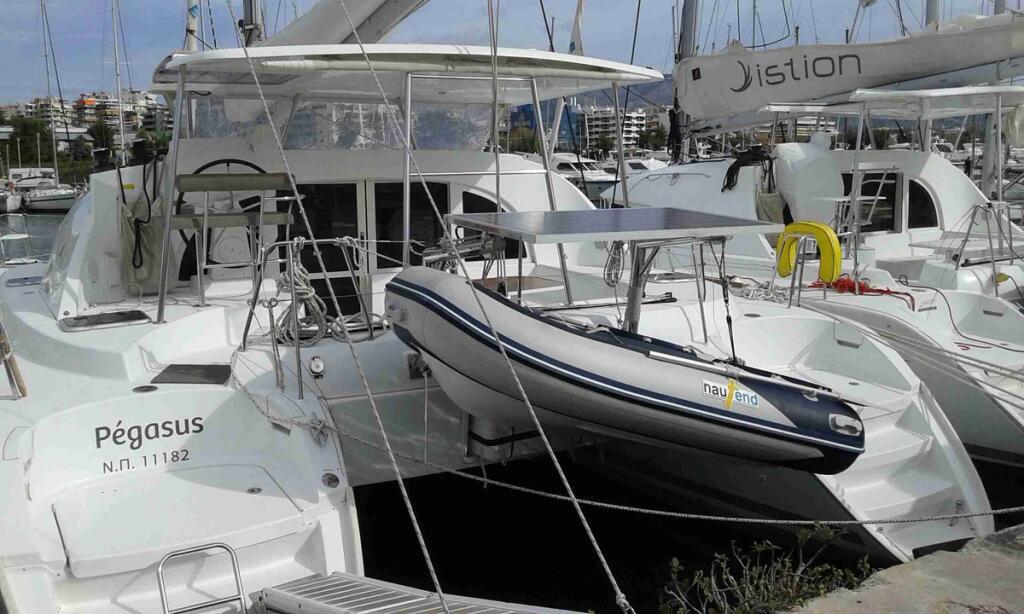 Catamaran 