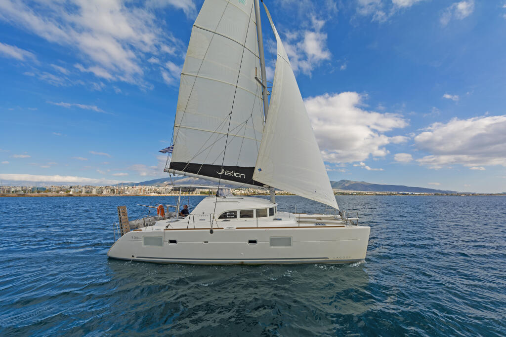 Catamaran 