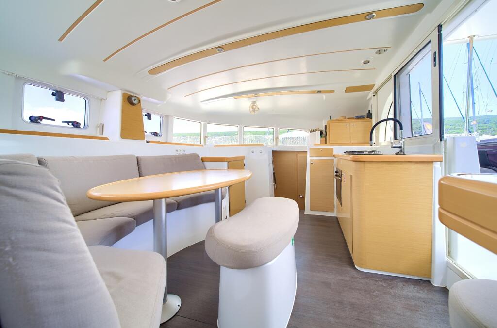 Catamaran 