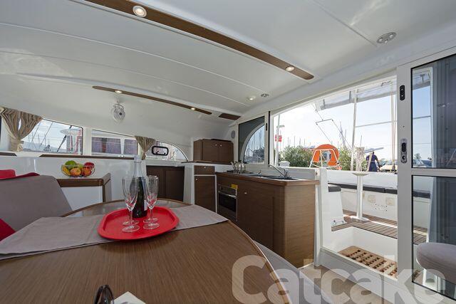 Catamaran 