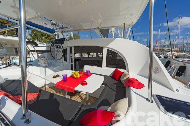 Catamaran 