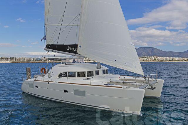Catamaran 