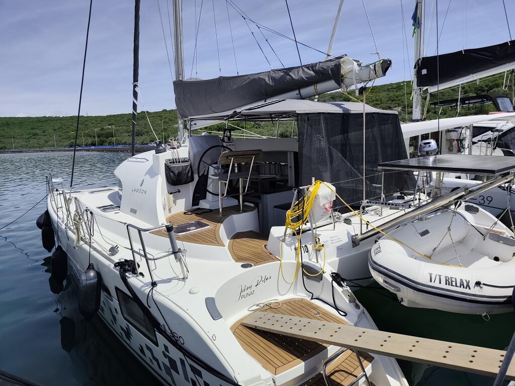Catamaran 