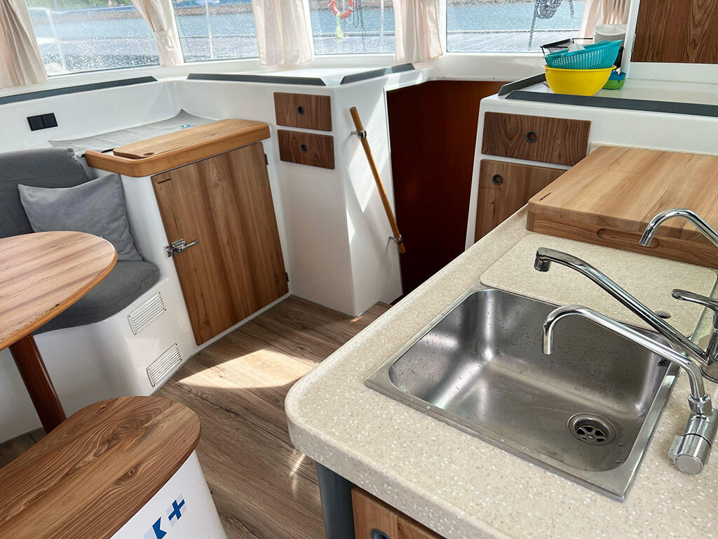 Catamaran 