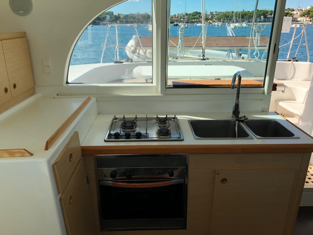 Catamaran 