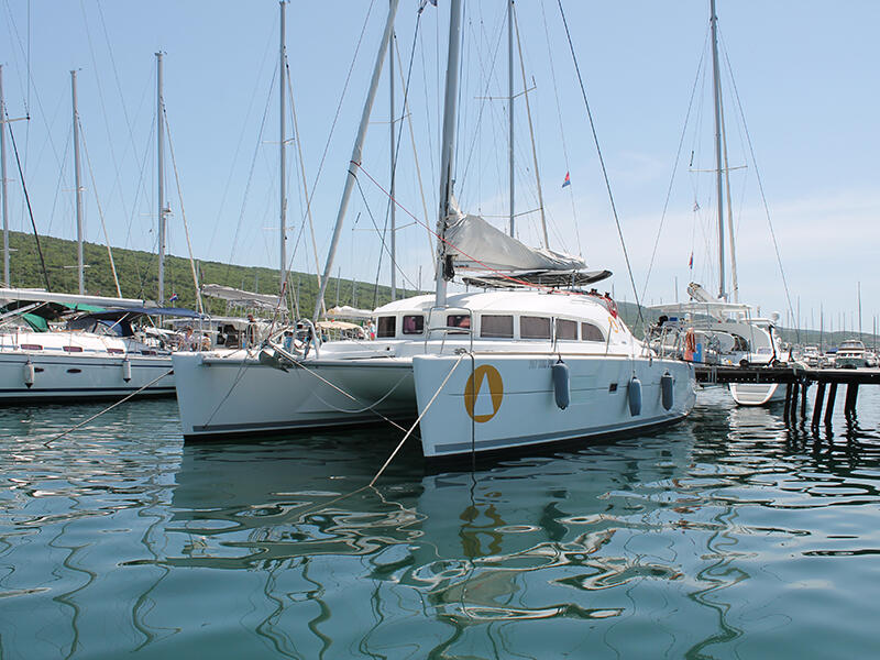 Catamaran 