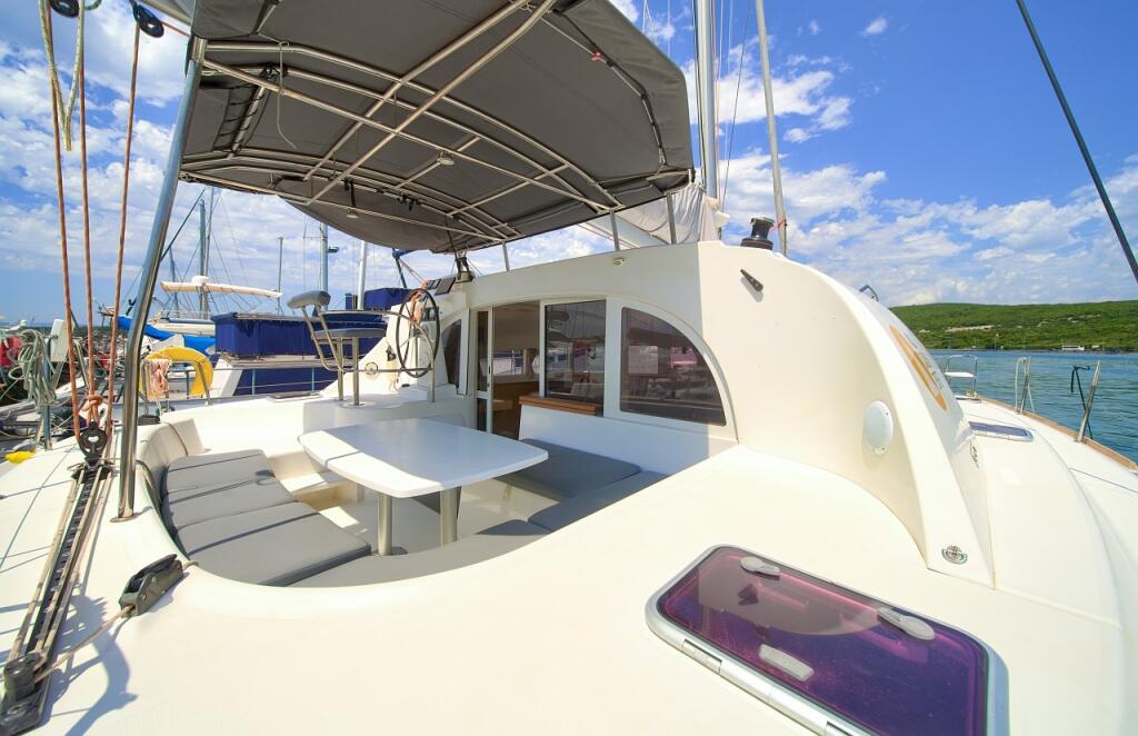 Catamaran 