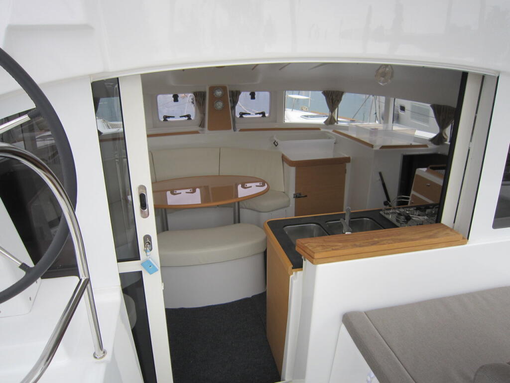 Catamaran 