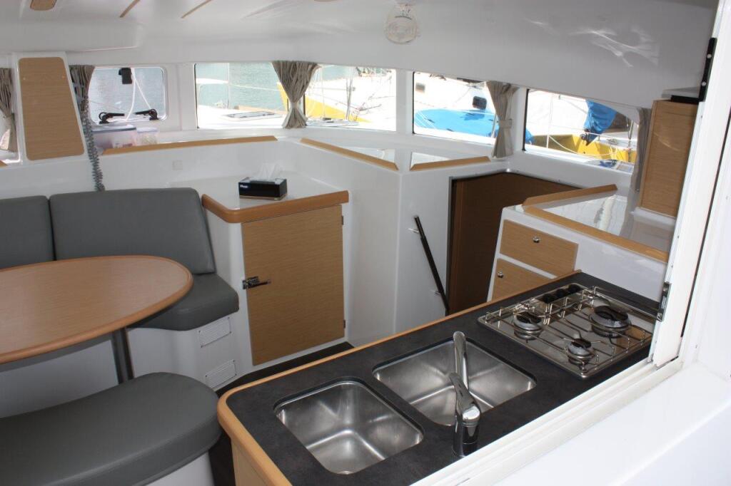 Catamaran 