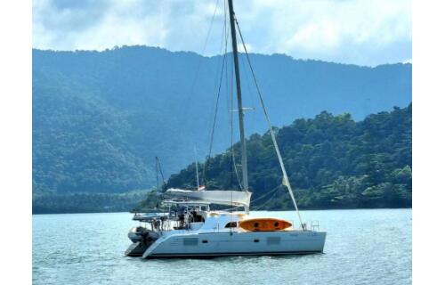 Catamaran 