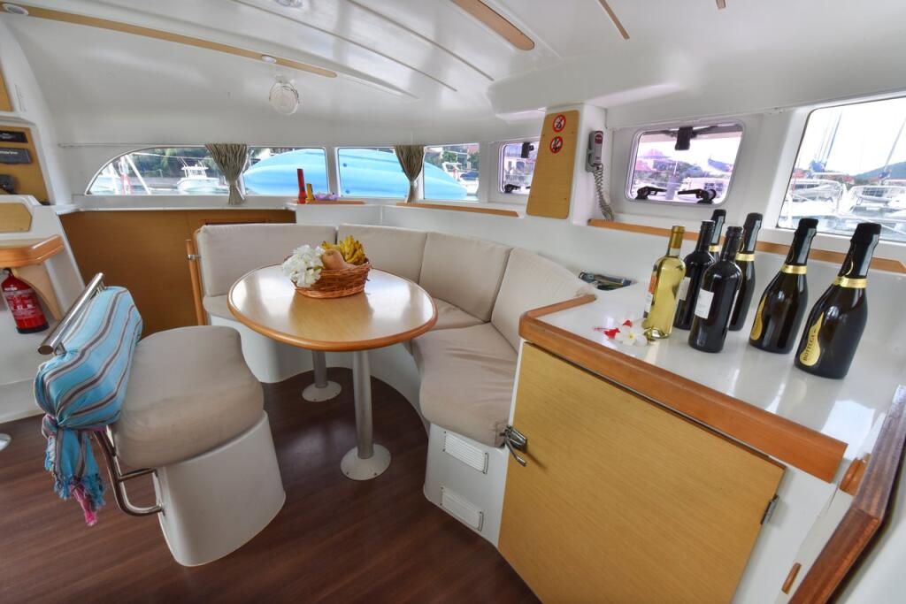 Catamaran 