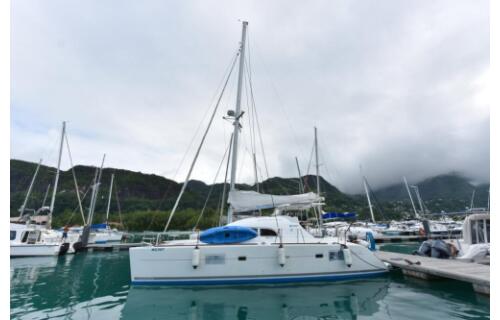 Catamaran 