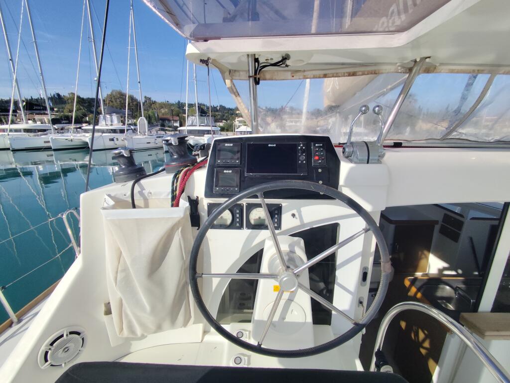 Catamaran 