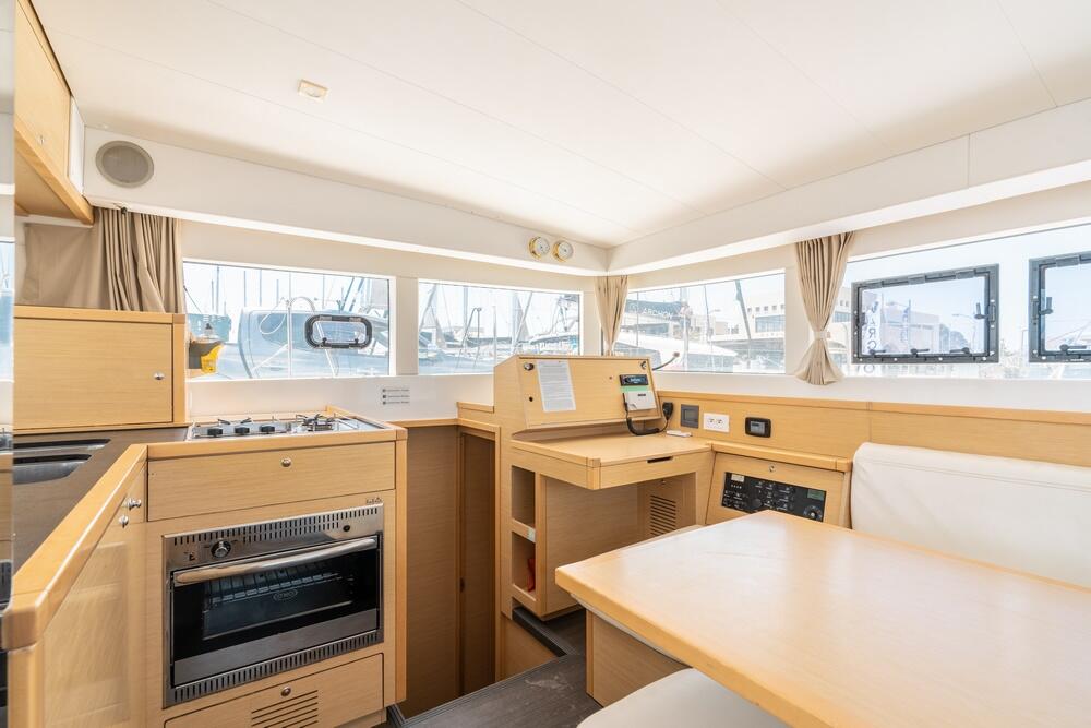Catamaran 