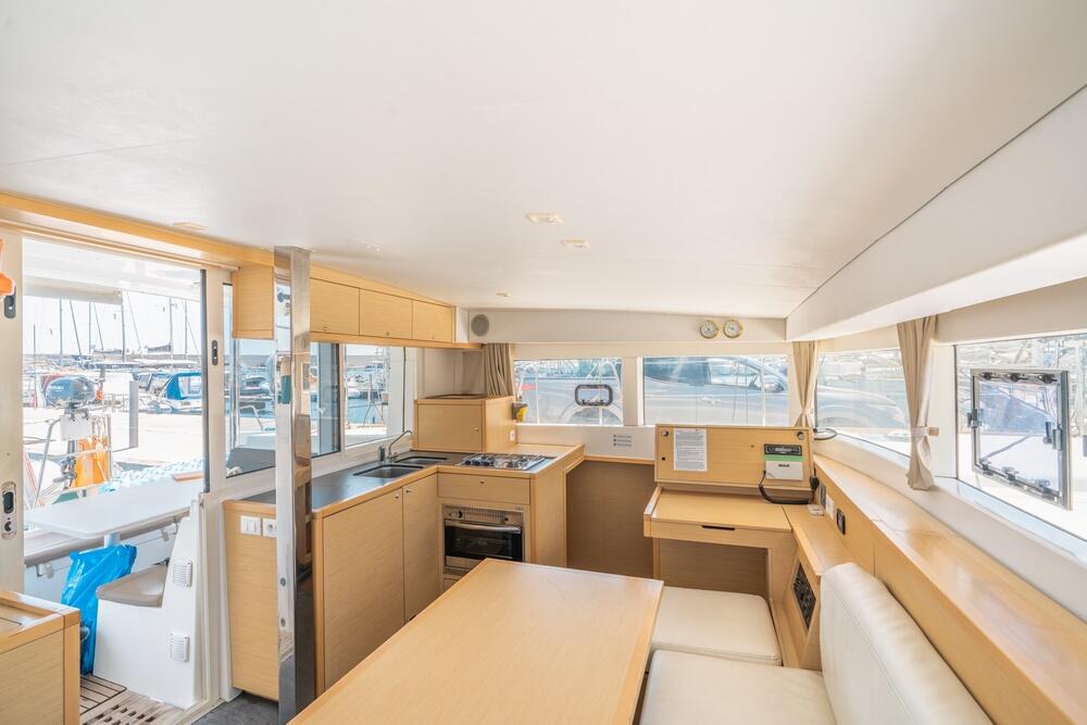 Catamaran 