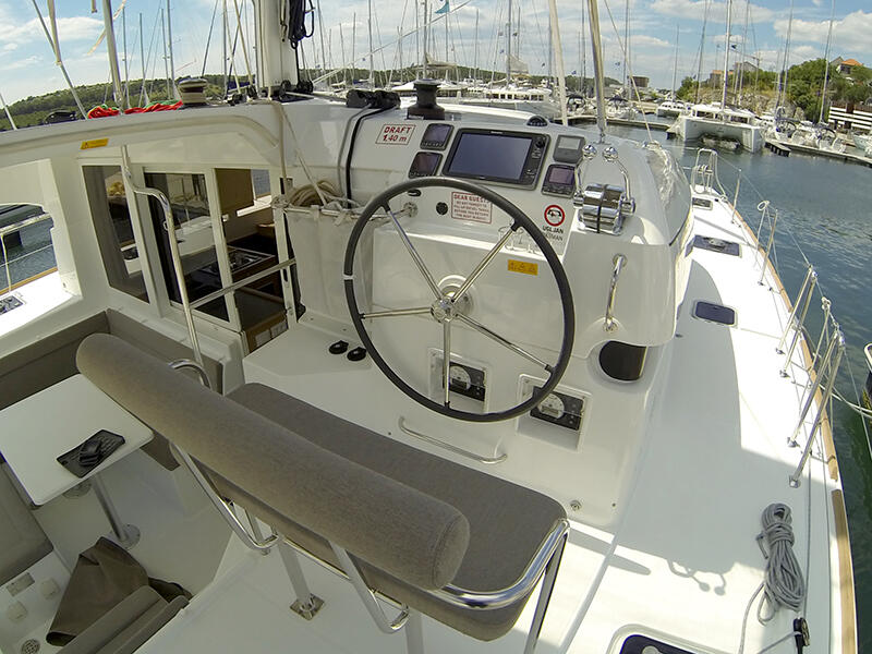 Catamaran 
