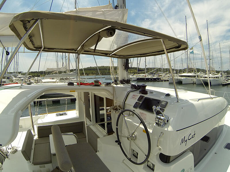 Catamaran 