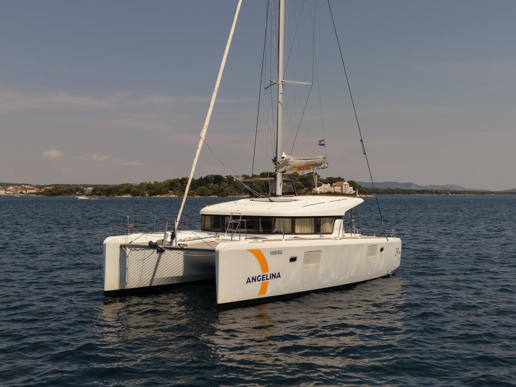 Catamaran 