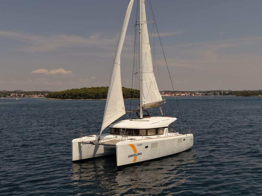 Catamaran 