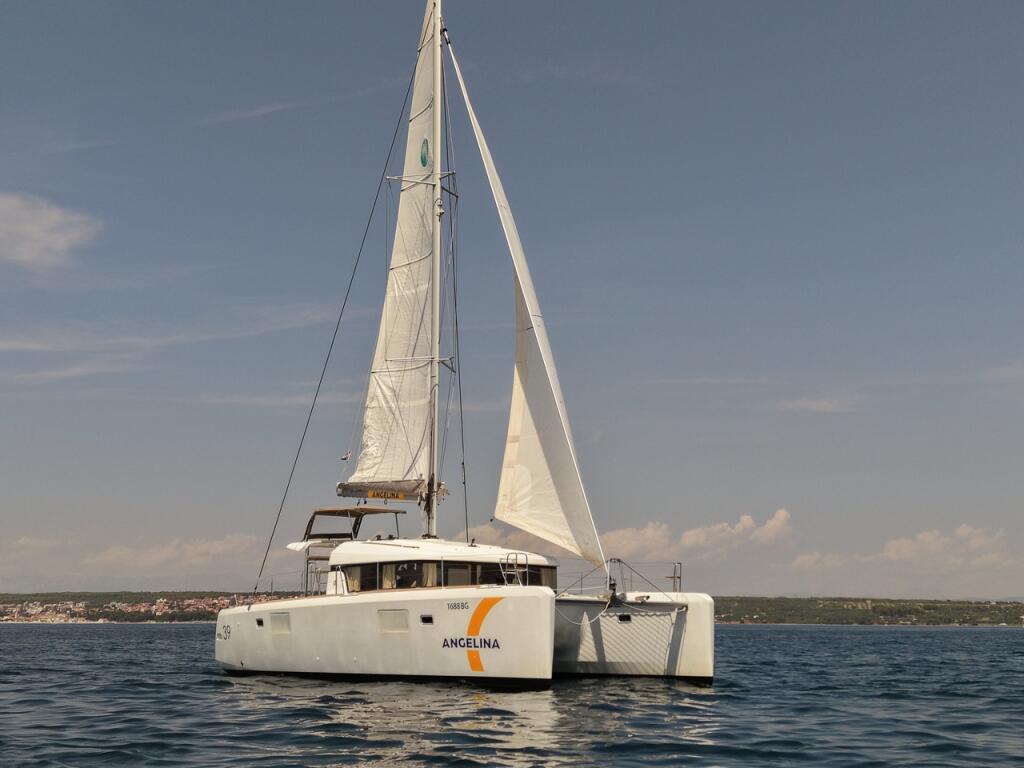Catamaran 