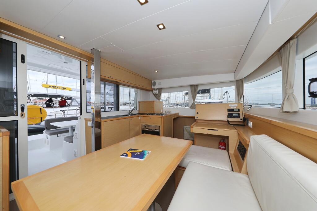 Catamaran 