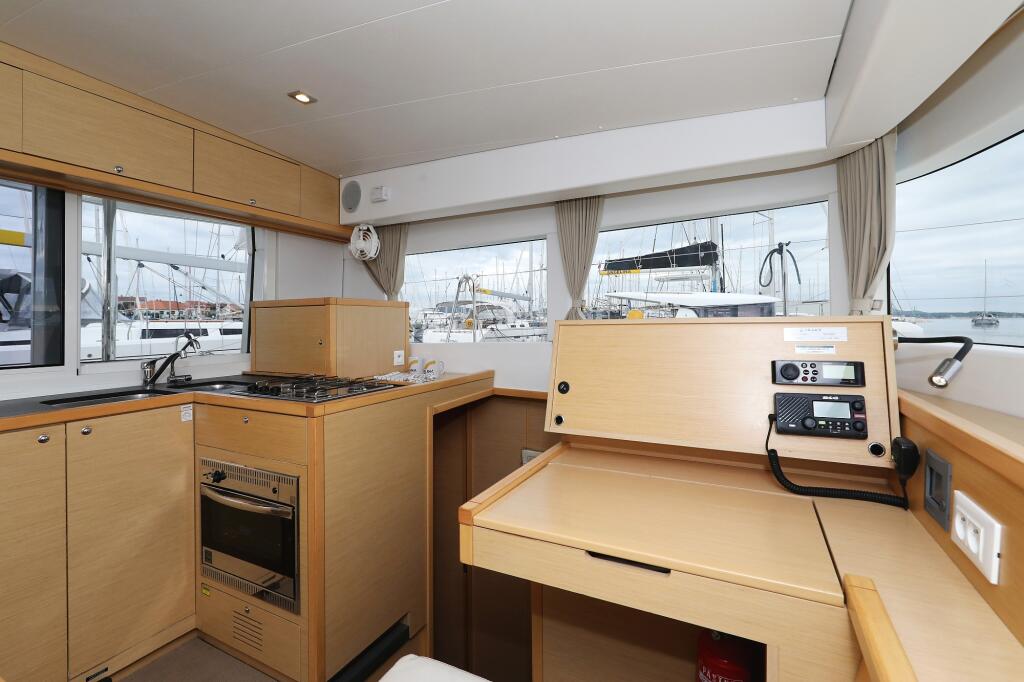 Catamaran 