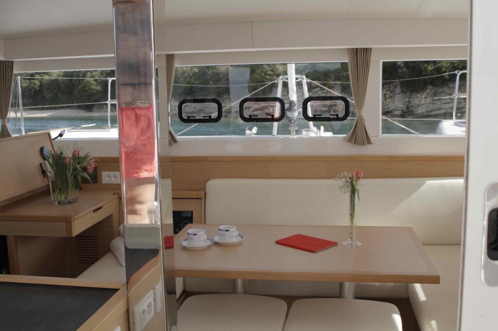 Catamaran 