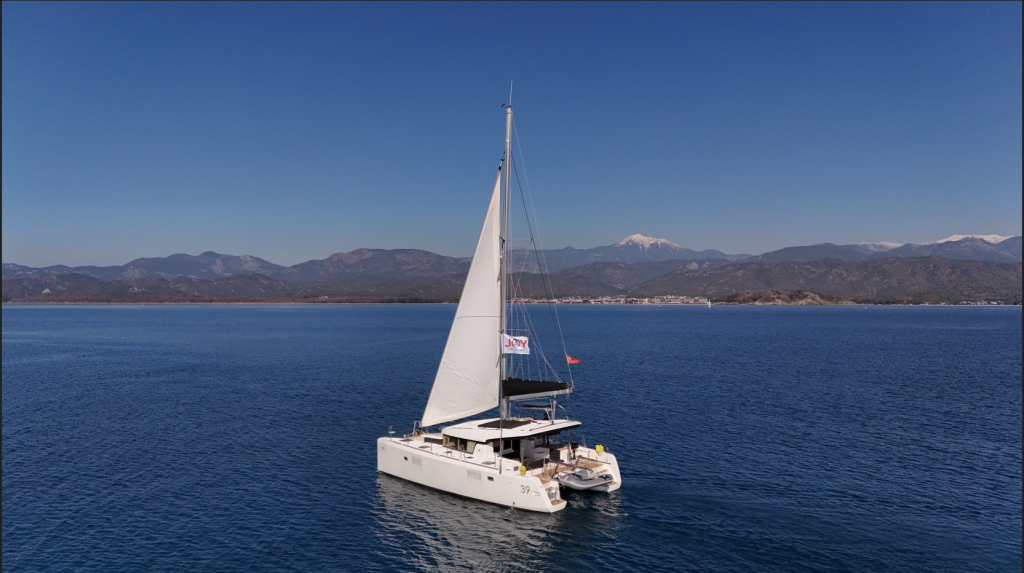 Catamaran 