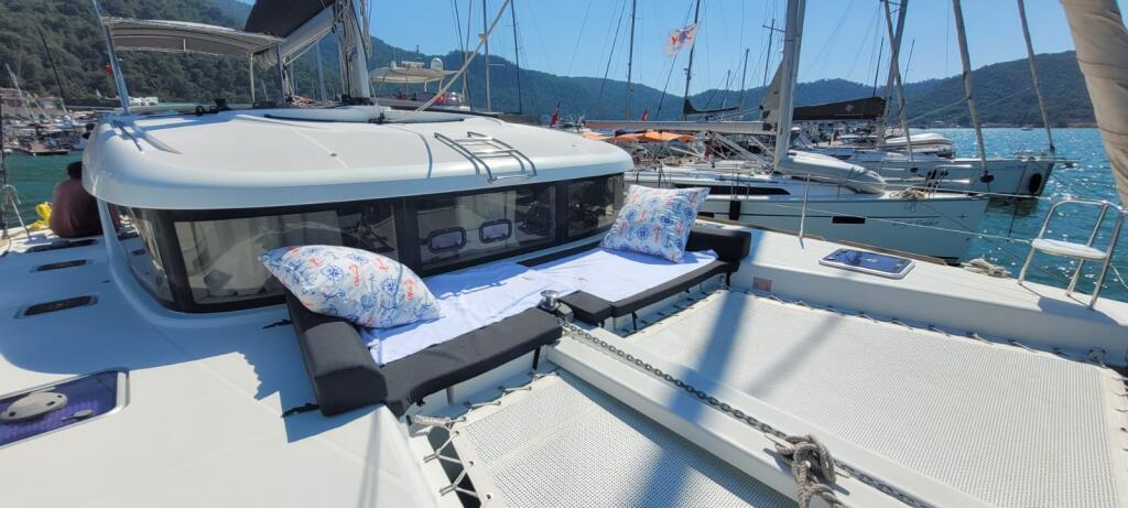 Catamaran 