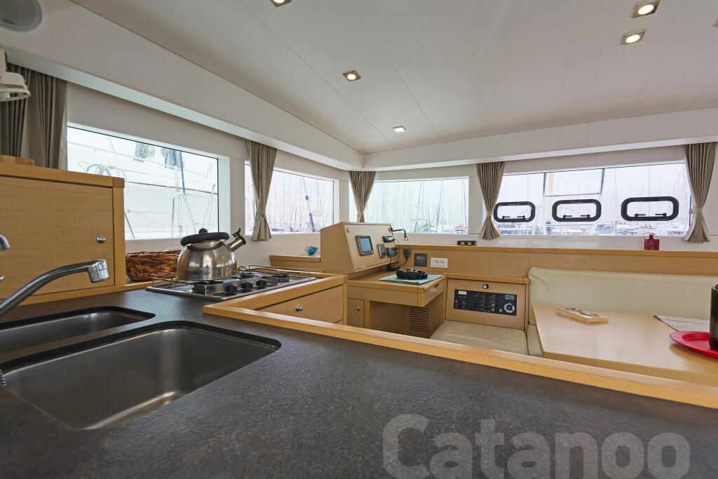 Catamaran 