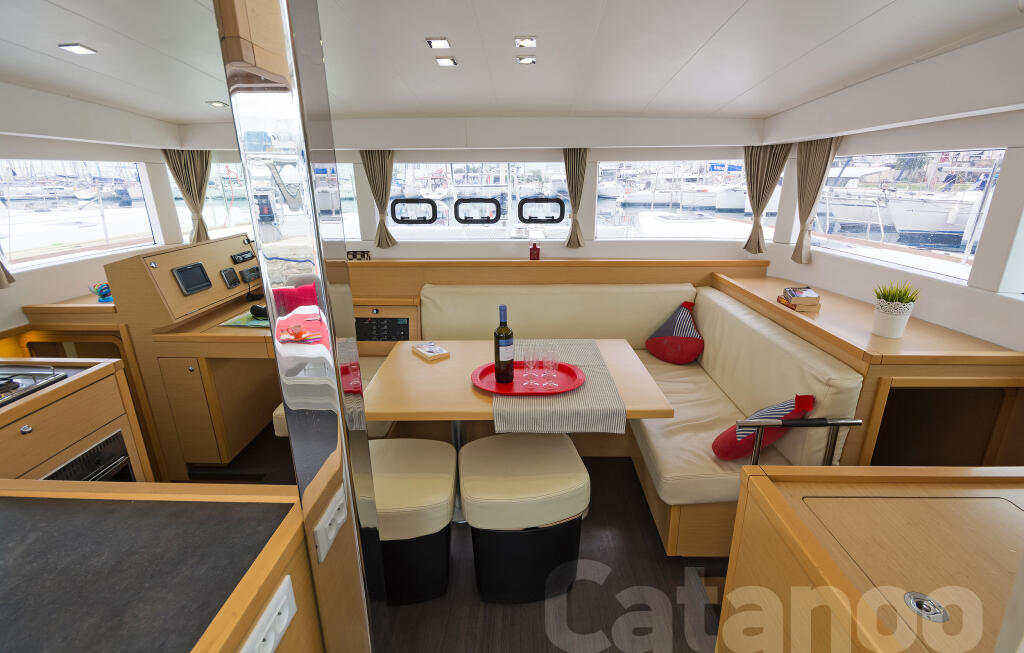 Catamaran 