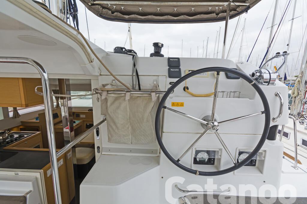 Catamaran 