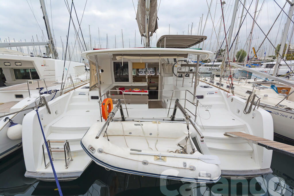 Catamaran 