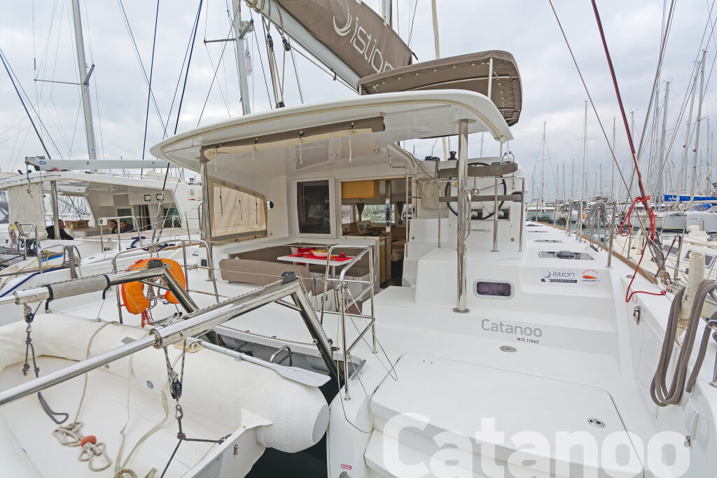 Catamaran 