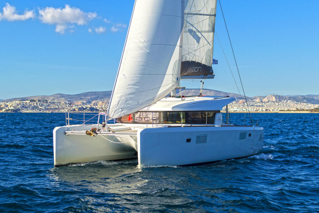 Catamaran 