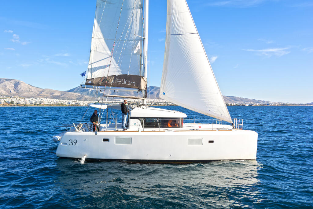 Catamaran 