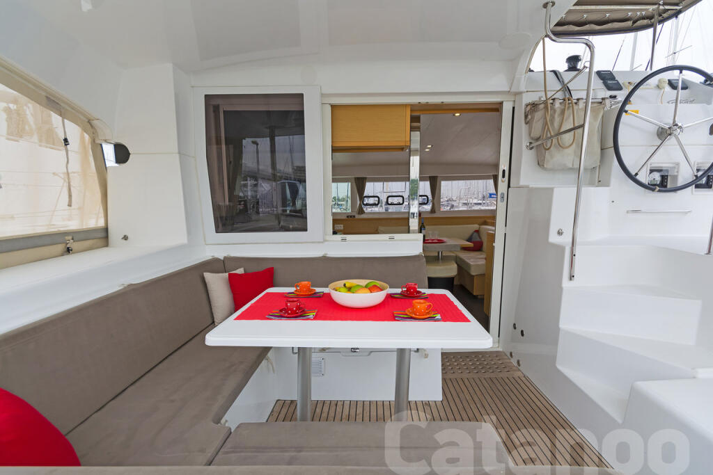 Catamaran 