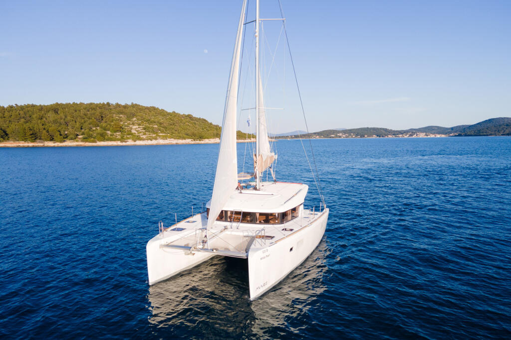 Catamaran 